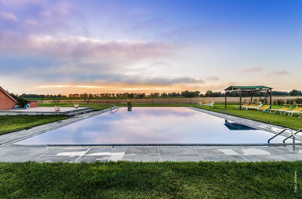 Agriturismo Podere Giulio Tarquinia Exteriör bild